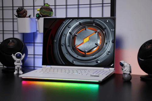 深夜开黑不扰民，AI高静游戏本是毕业生的最优解吗？