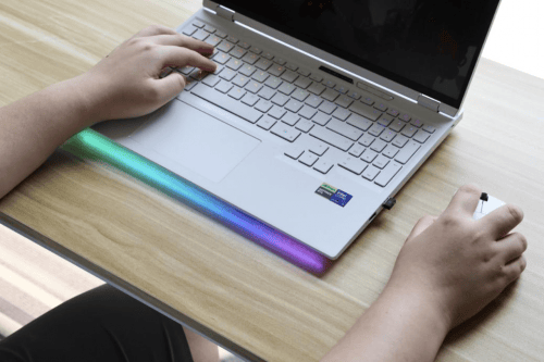 深夜开黑不扰民，AI高静游戏本是毕业生的最优解吗？